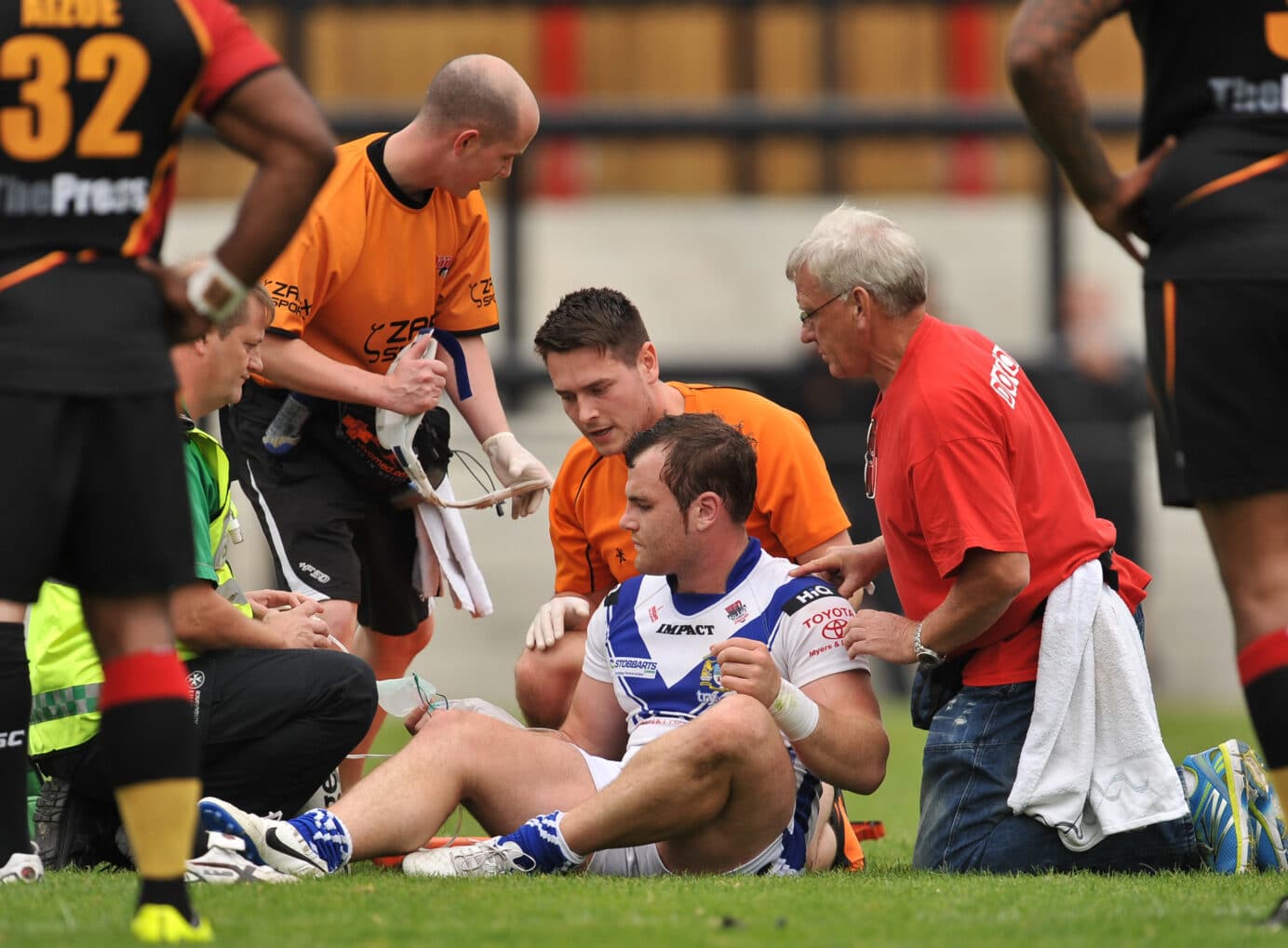 2014 - Dewsbury v Workington EPO - Greg Burke receives treatment